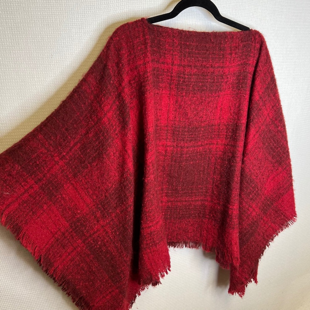 J. Jill Red Plaid Fringed Poncho Wrap Boat Neck Sweater Cape D642